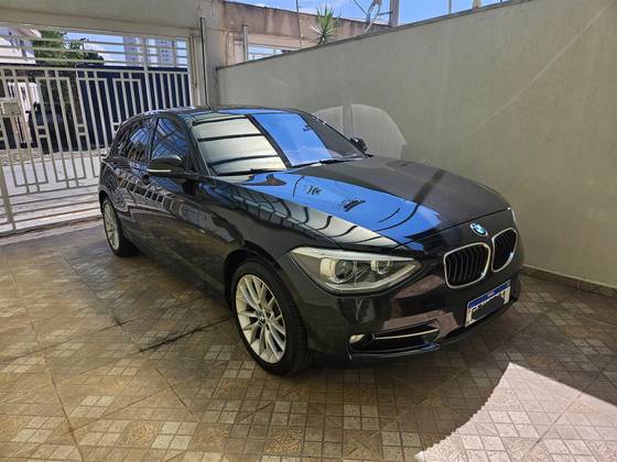 BMW 120i 2.0 16V SPORT GP ACTIVEFLEX 4P AUTOMÁTICO BMW 120i 2.0 16V SPORT GP ACTIVEFLEX 4P AUTOMÁTICO